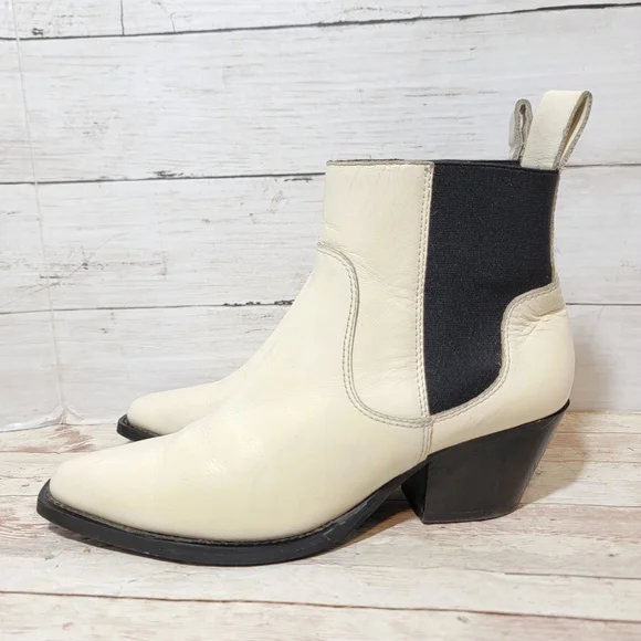 Everlane Cream and Black Ankle Boots - Picture 2 of 15